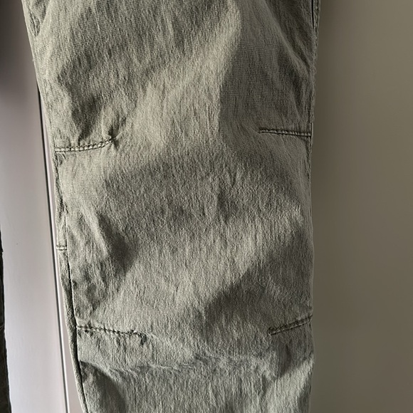 🌷Lightweight Safari Cargo Ankle Pant by Charlie B - Picture 5 of 13